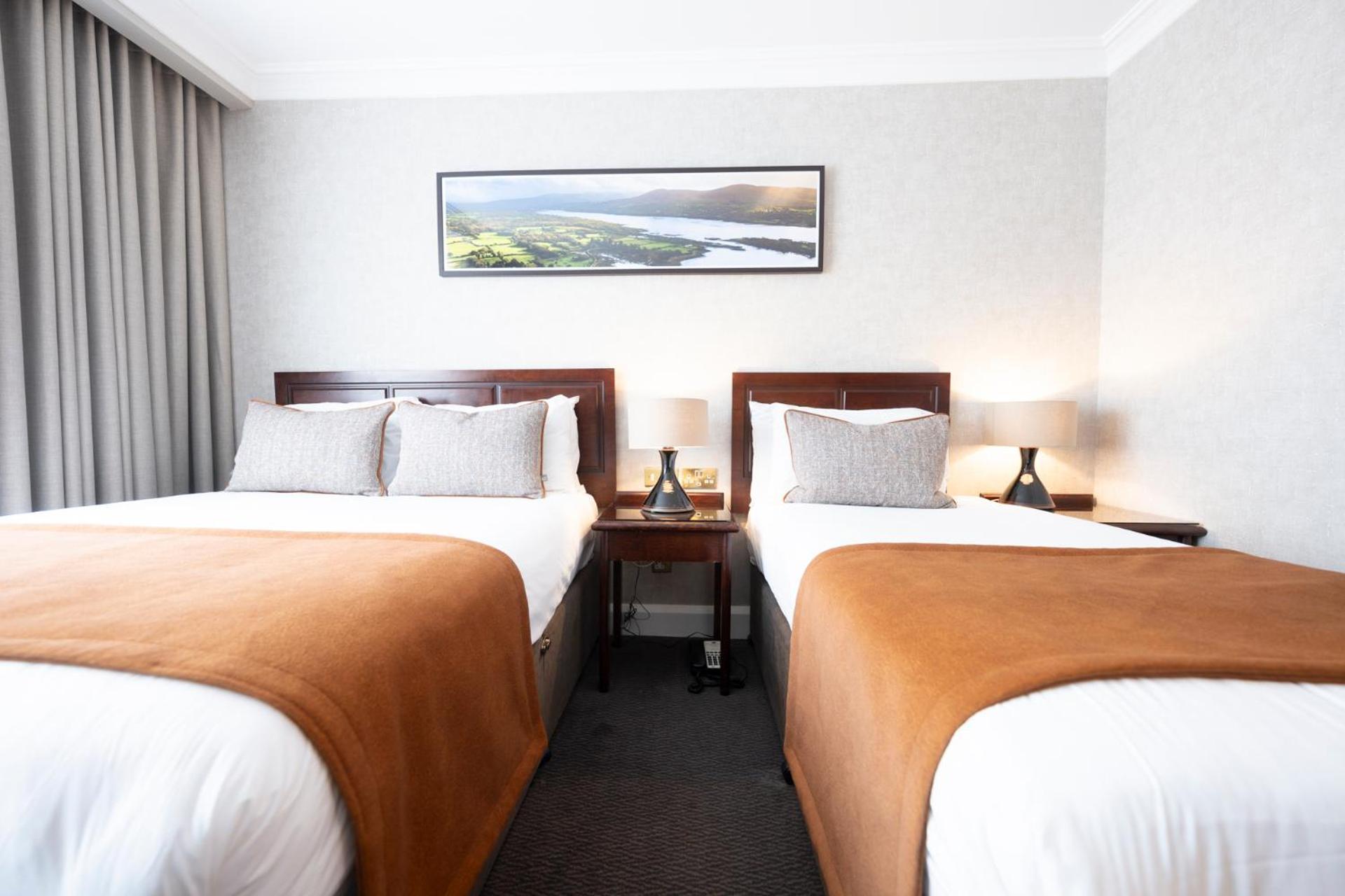 The Kenmare Bay Hotel & Luxury Lodges Resort Exterior photo